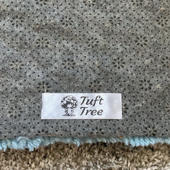 Hand made Magikarp Rug - Picture 6 of 6